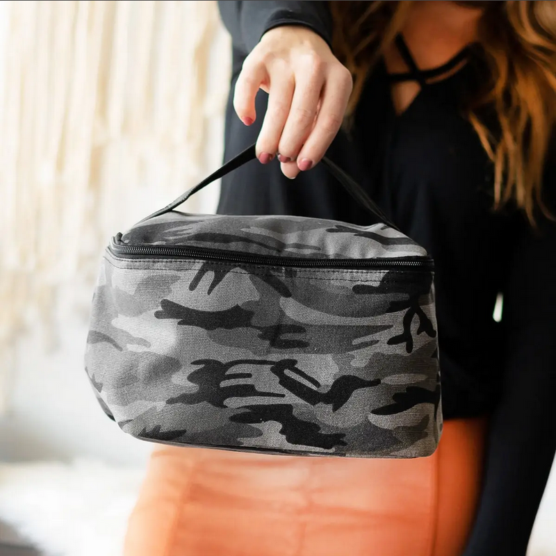 BLACK CAMO COSMETIC BAG