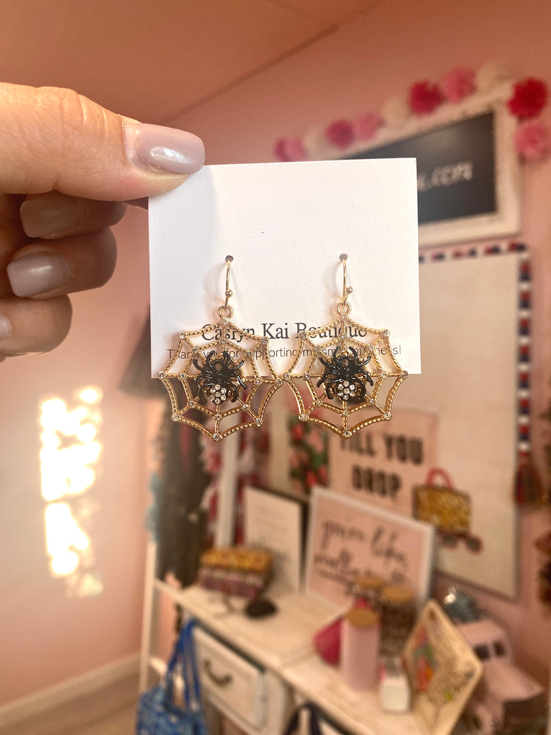 GOLD SPIDER WEB EARRINGS