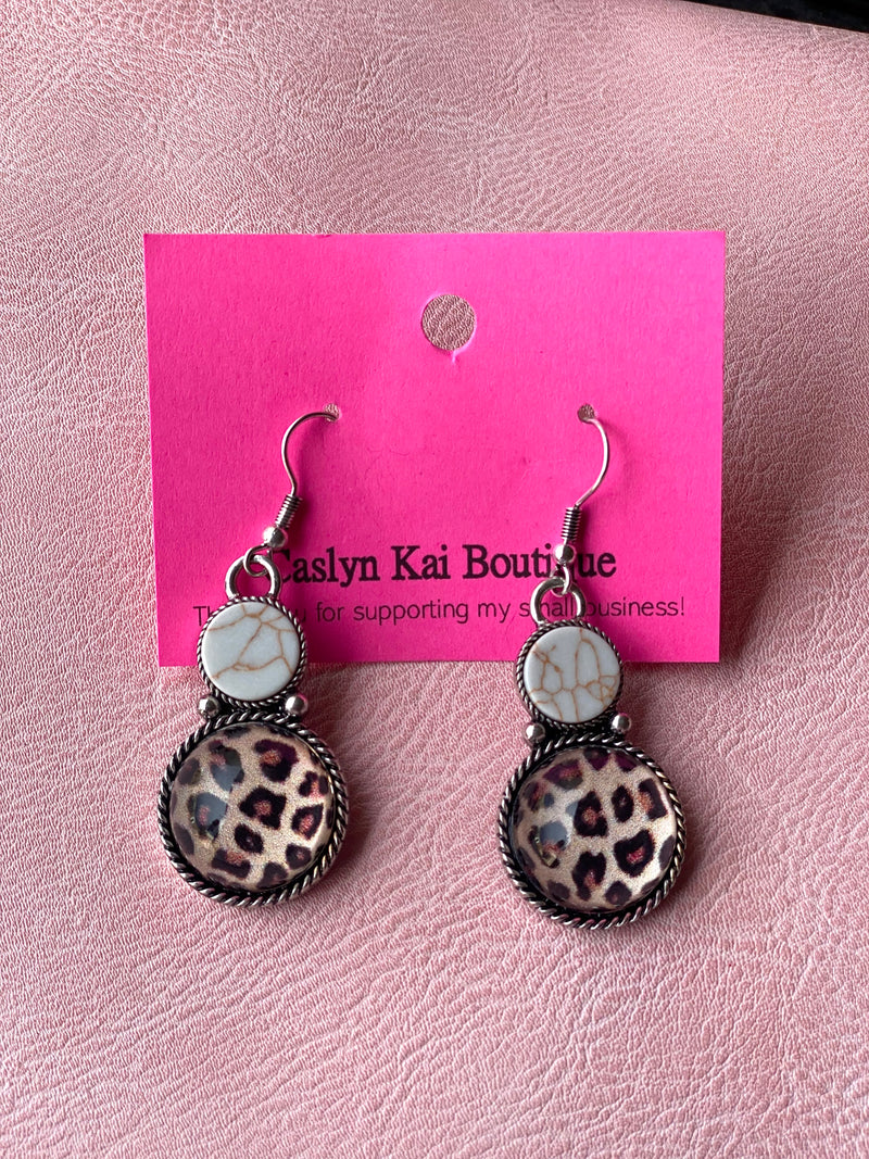 TIFFANY WHITE STONE LEOPARD EARRINGS